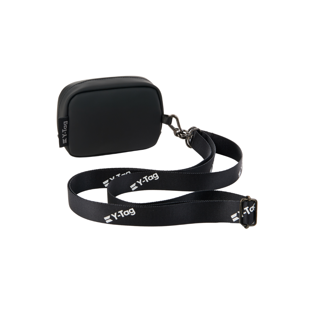 <div class="metafield-rich_text_field"><h3>フックでスマホショルダーと連結、肩掛けにも対応する2WAY仕様</h3></div>