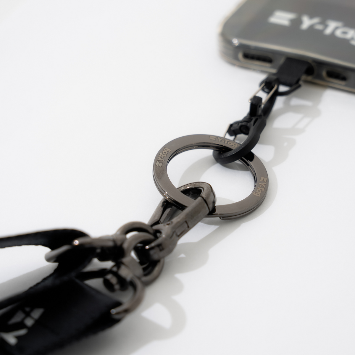 <div class="metafield-rich_text_field"><h3>リングにはY-Tagロゴの刻印</h3></div>