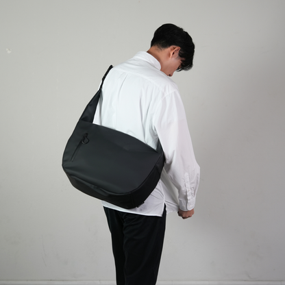 Move-shoulder bag