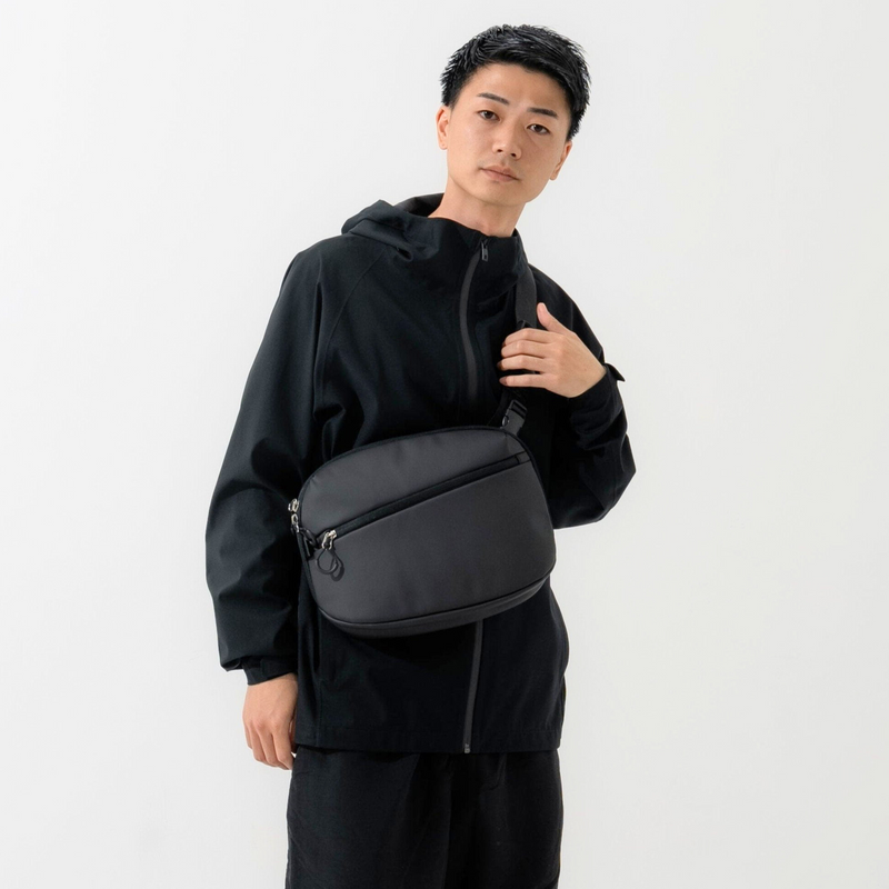 shoulder bag